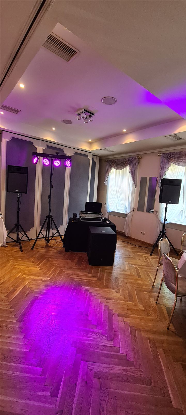 Festsaal mit Lichtshow